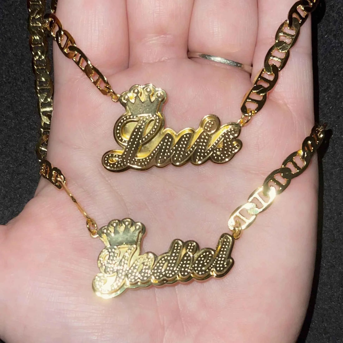 3D Crown Name Necklace – Double Layer Flat Chain