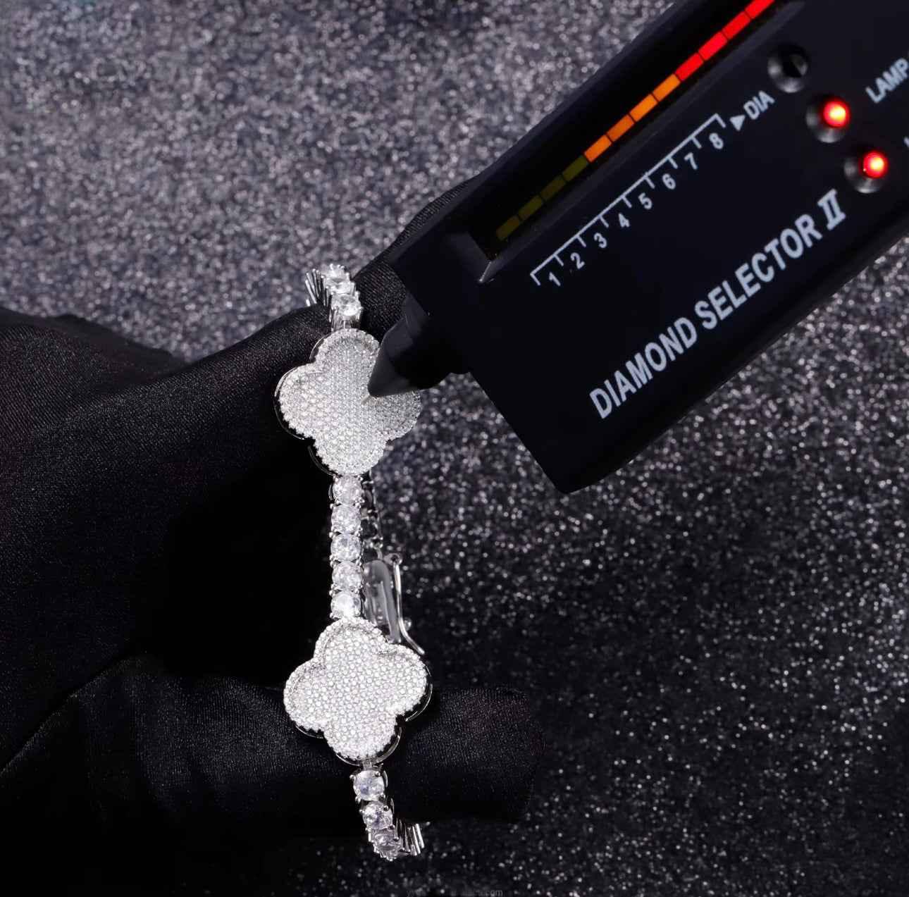 3MM Clover Bracelet - MeekslxCollection