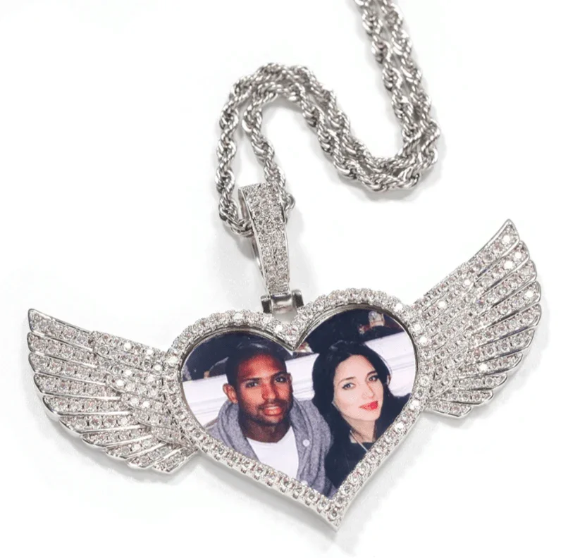 Heart wing Photo Pendant - MeekslxCollection